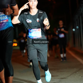 Runner Photo 3566004