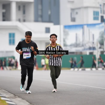 Runner Photo 3566040