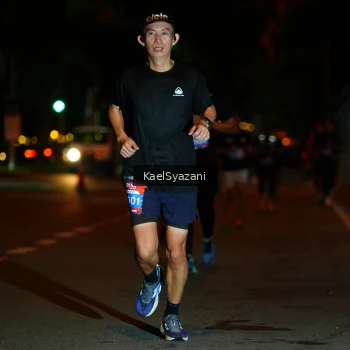 Runner Photo 3566095