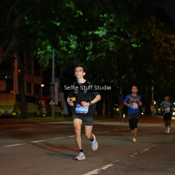 Runner Photo 3566126