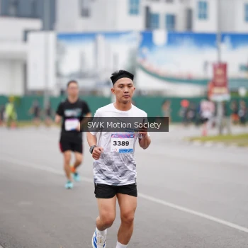 Runner Photo 3566168