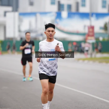 Runner Photo 3566182