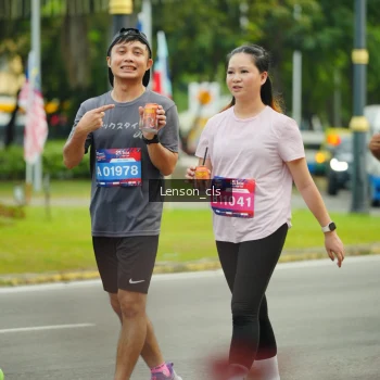 Runner Photo 3566187