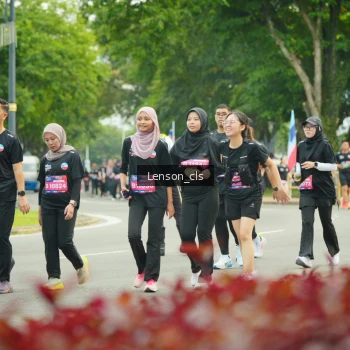 Runner Photo 3566213