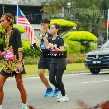 Runner Photo 3566218