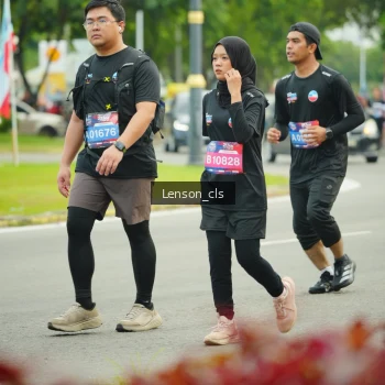 Runner Photo 3566245