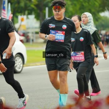 Runner Photo 3566250
