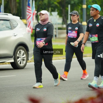 Runner Photo 3566255