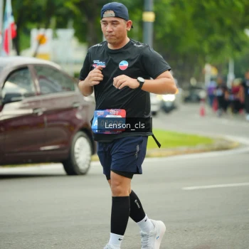 Runner Photo 3566291
