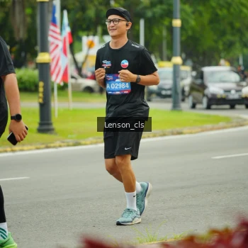 Runner Photo 3566301