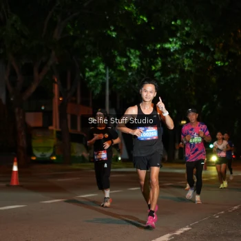 Runner Photo 3566365
