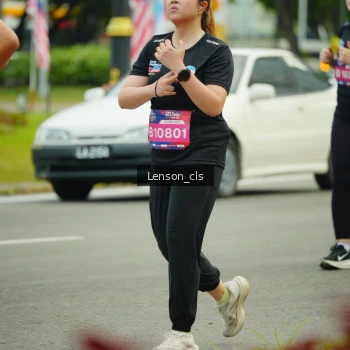 Runner Photo 3566366