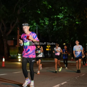 Runner Photo 3566375