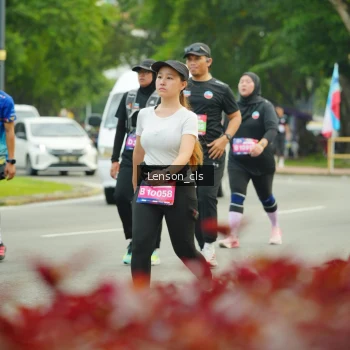 Runner Photo 3566459