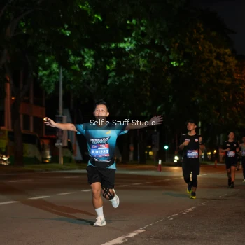 Runner Photo 3566474