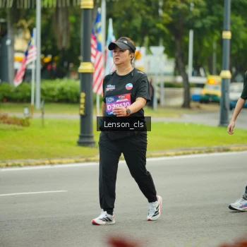 Runner Photo 3566542