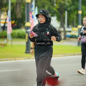Runner Photo 3566571