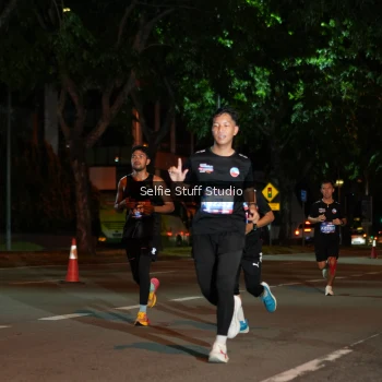 Runner Photo 3566634