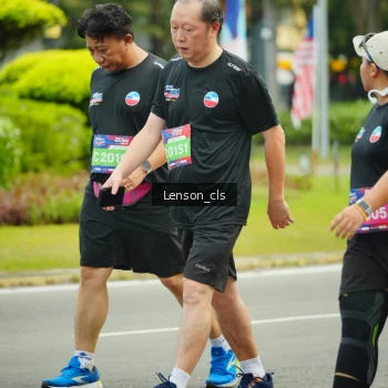 Runner Photo 3566643