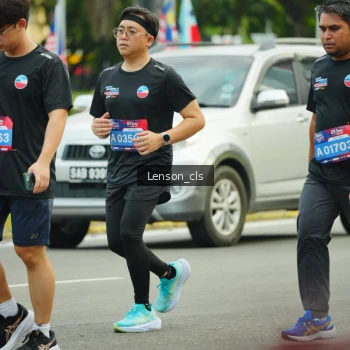Runner Photo 3566710