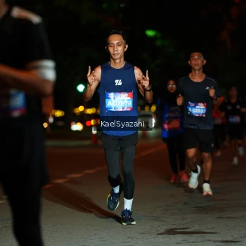 Runner Photo 3566739