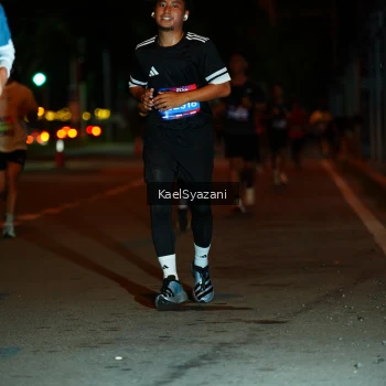 Runner Photo 3566746