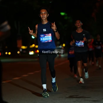 Runner Photo 3566757