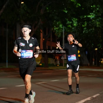 Runner Photo 3566771
