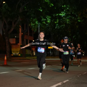 Runner Photo 3566785