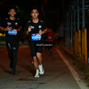 Runner Photo 3566792
