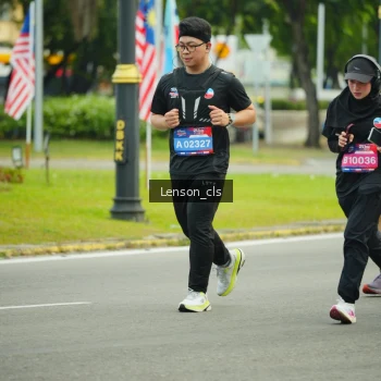 Runner Photo 3566798