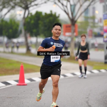 Runner Photo 3566830