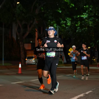 Runner Photo 3566861
