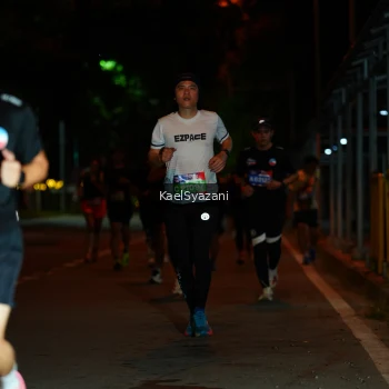 Runner Photo 3566909