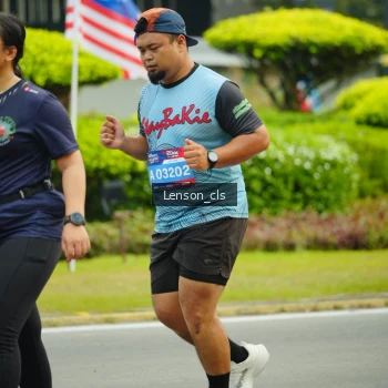 Runner Photo 3566913
