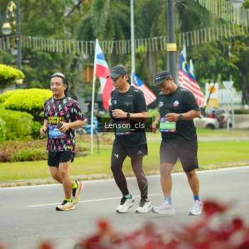Runner Photo 3566946