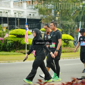 Runner Photo 3567210