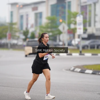 Runner Photo 3567336