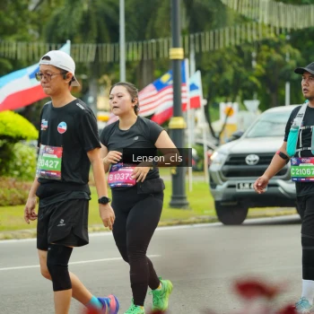 Runner Photo 3567341