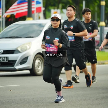 Runner Photo 3567376