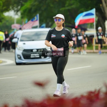 Runner Photo 3567381