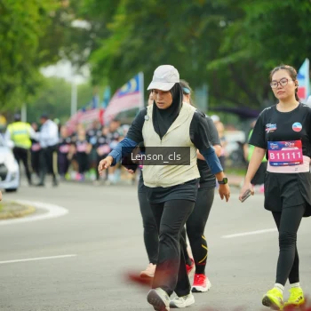 Runner Photo 3567394