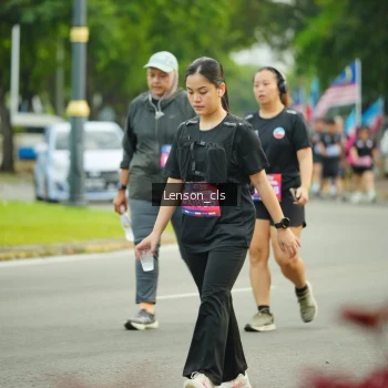 Runner Photo 3567396