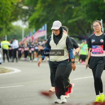 Runner Photo 3567400