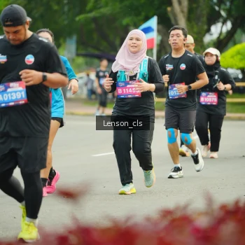 Runner Photo 3567416