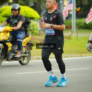 Runner Photo 3567466
