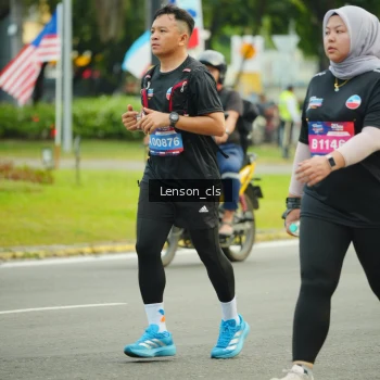 Runner Photo 3567476