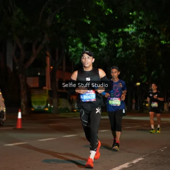 Runner Photo 3567495