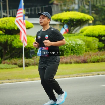 Runner Photo 3567563