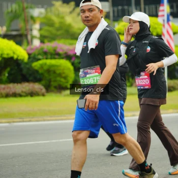Runner Photo 3567584
